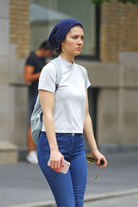 Mary elizabeth winstead is an american actress and singer. MARY ELIZABETH WINSTEAD Out and About in New York 09/18 ...