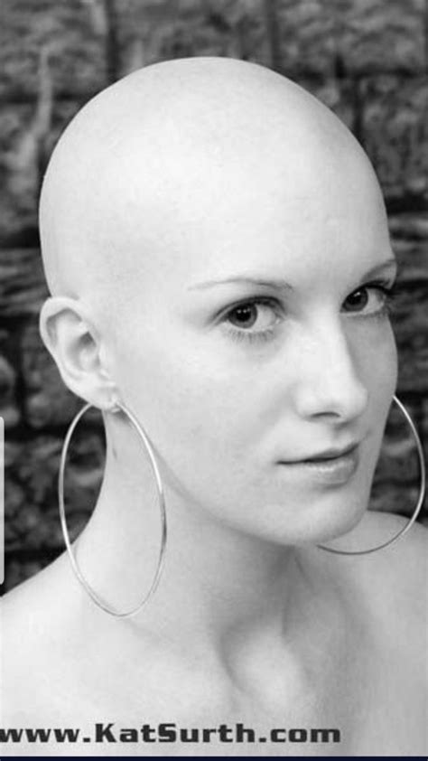 Shaved Head Women Bald Women Balding Shaving Calves Hoop Earrings Pure Products Lady