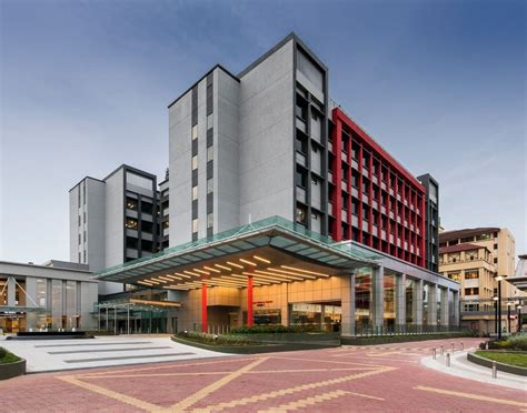 The hospital is only about 7 minutes. Pantai Laguna Merbok / Hospital Pantai Laguna Merbok ...