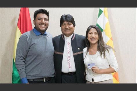 Vacuna La Hija Del Expresidente Evo Morales Se Coló En La Lista