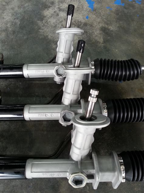 Seperti contoh, untuk sebuah rack steer assy dengan sensor elektrik power steering milik honda freed, dibanderol. Proton Savvy Sterring Rack