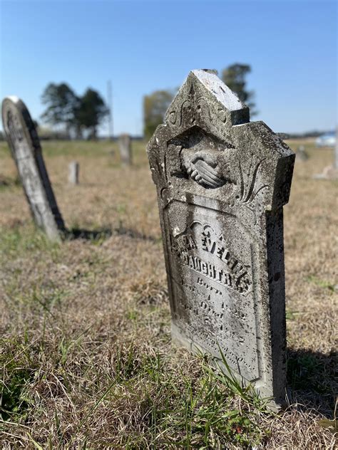 Rural Sampson County, NC : r/CemeteryPorn