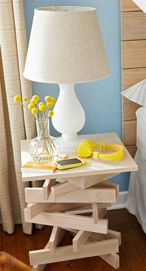Ideen für bessere schlafzimmer so viele leute entscheiden sich für die standard betttisch selber bauen diy ablagetisch fur bett betttisch konsolen tisch und ablagetisch. Bett - Tisch Modelle - 41 super coole Bilder! - Archzine.net