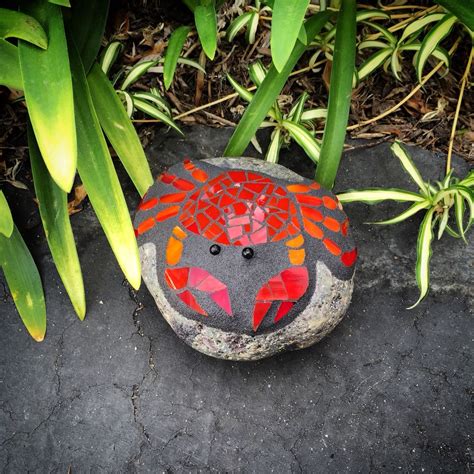 Crab Mosaic On Stone By Anne Marie Price Mosaic Art Mosaicart