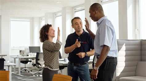 Ensimmäisen hypoteesin mukaan jokainen ajatus ja. Interdisciplinary teams | Bosch Global