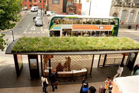 £300k Futuristic Bus Shelter Revealed In Piccadilly About Manchester