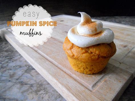 Easy Pumpkin Spice Muffins