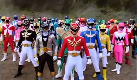 First Power Rangers Uniform Images Released Commongeek