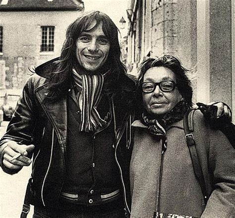 Marguerite duras, de son vrai nom marguerite donnadieu, est née le 4 avril 1914 à gia dinh, une ville de la banlieue nord de saïgon. Picture of Marguerite Duras