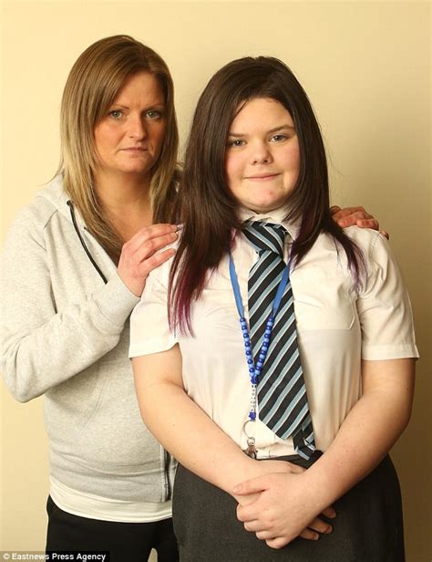Essex Schoolgirl Put Into Isolation Over Haircut Daily Mail Online