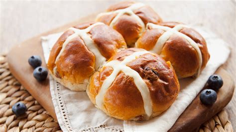 Why Hot Cross Buns Are An Easter Tradition