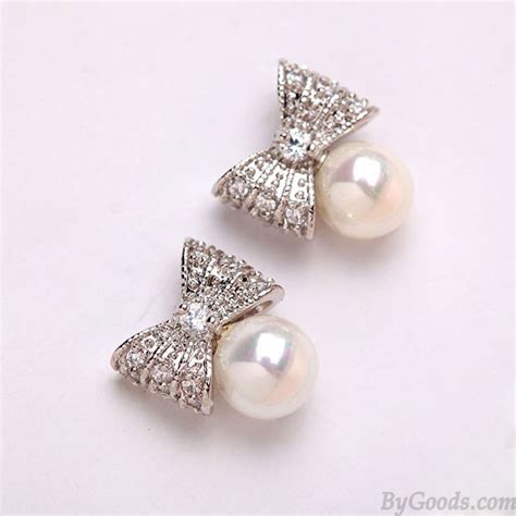Beautiful Luxury Zircon Pearl Bow Stud Earrings Fashion