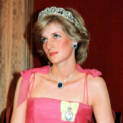 ¿cómo Fue Que El Corte De La Princesa Diana Se Volvió Histórico Vogue