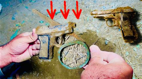 I Found The World First Old Reapit Pistol With Metal Detector Youtube
