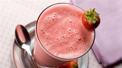 Homemade Strawberry Milkshake Recipe Hershey S
