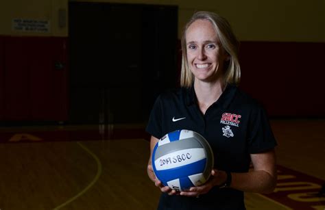 New Womens Volleyball Head Coach Dives Into The New Season The Channels