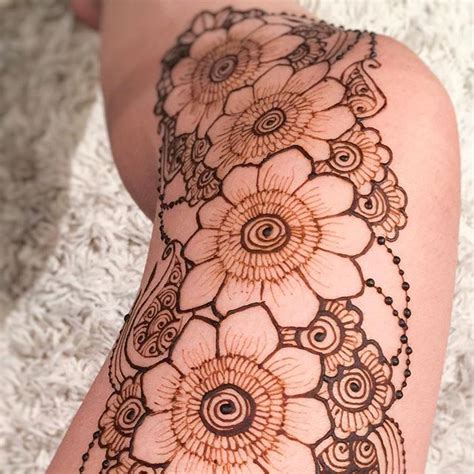 Henna Design On Thigh