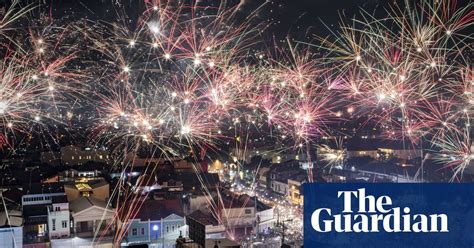 New Year S Eve 2017 Celebrations Around The World In Pictures Life And Style The Guardian