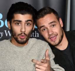 one direction s liam payne recalls the time he and zayn malik kissed daily mail online