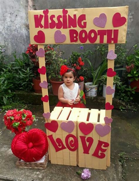 Cabina De Besos Kissing Booth T Wrapping Ts