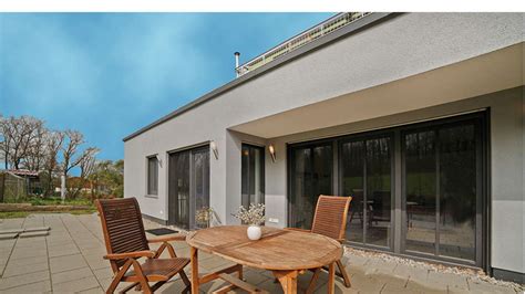 Hochwertige 4 zimmer wohnung mit großem balkon. Die Alternative zum Haus: EG-Wohnung mit großem Garten in ...
