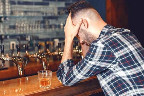 6 Remedies To Stop Throwing Up After Drinking