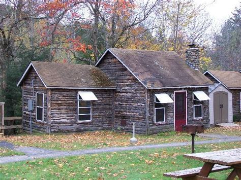 Hours may change under current circumstances Cabin # 2 - Picture of Pemi Cabins, Lincoln - Tripadvisor