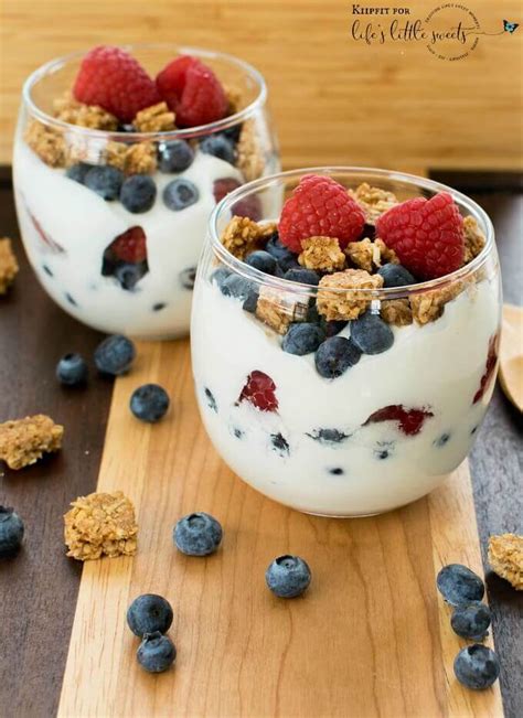 Healthy Breakfast Yogurt Parfait Breakfast Berries Lifes Little