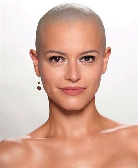 Decadentwerewolfflower “beautiful Women ” Bald Girl Bald Women Bald Hair