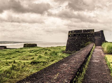 10 Famous Historical Monuments Of Kerala Kerala Backwaters Blog