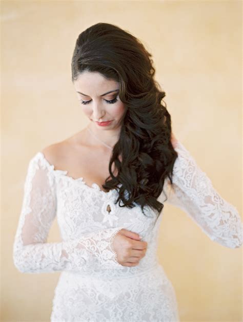Best Wedding Hairstyle For Sweetheart Neckline Wavy Haircut