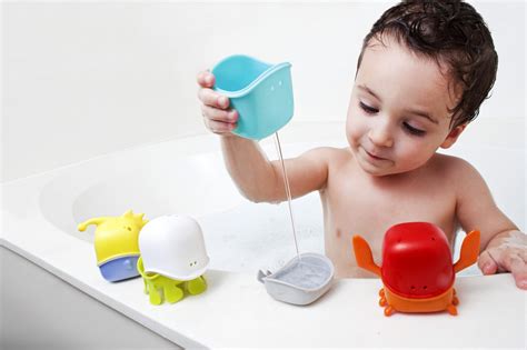 Amazon Com Boon Creatures Interchangeable Bath Toy Cup Set Bathtub Toys Baby