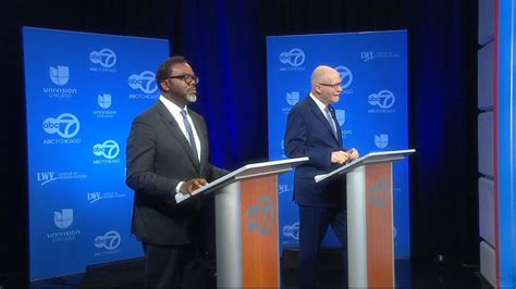 Chicago Mayoral Debate Abc7 Chicago With League Of Women Voters