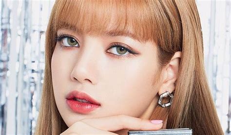 The Truth About Blackpink Lisas Iconic Bangs Kpopmap