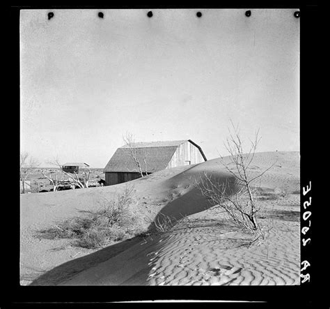 13 Vintage Photos Of The Dust Bowl Dust Bowl Oklahoma Dust Bowl