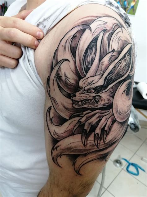 Kurama Tattoo Work In Progress Kitsune Doro Tatuagem Do Naruto Tatuagem Tolkien Tatuagem De