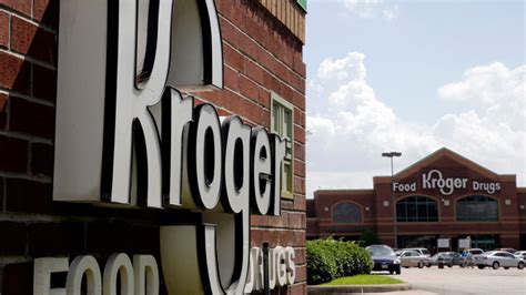 Kroger Albertsons Sell Hundreds Of Stores In Bid To Clear Merger Of 2