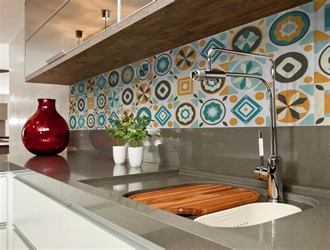 Para cocinas con salero, tenemos este simpático y económico diseño. Vinilo pared Azulejos Vintage - Wasabi Project