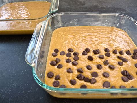 In a small mixing bowl whisk together dry ingredients: Pumpkin applesauce cake: Paula Deen light - chinese grandma