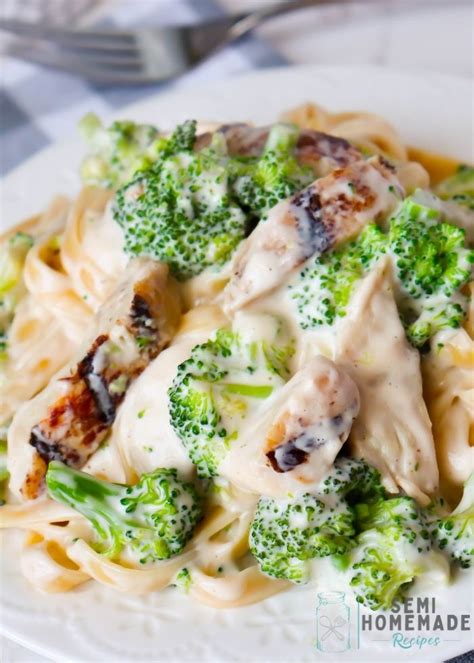 Broccoli Chicken Fettuccine Alfredo Recipe Broccoli Dishes Chicken