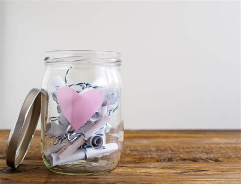 10 Creative Memory Jar Ideas For The Ultimate Tribute