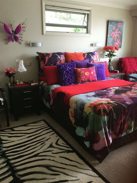 One Of My Apartment Bedrooms 🌺🌿🌿🌺🌺🌿🌿🌺🌺🌿🌿🌺🌺🌿🌺 Apartment Bedroom Design