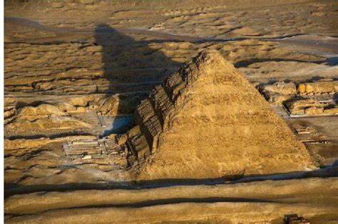 Pyramid of Djoser - travelestta.