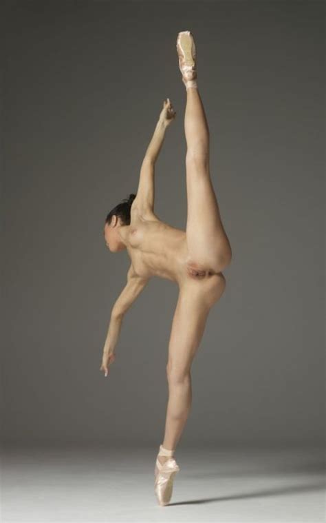 Naked Male Ballet Dancer Erection XXGASM
