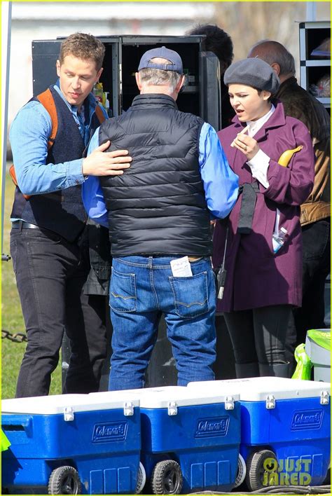 Ginnifer Goodwin And Emilie De Ravin Once Upon A Time Set Photo