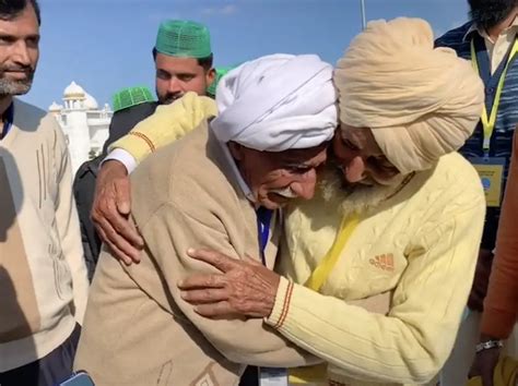 Indian Pakistani Siblings Reunite 75 Years After Partition Hindustan