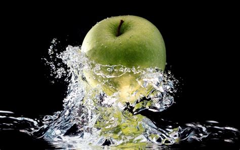 Download Wallpaper For 2560x1600 Resolution Green Apple In A Splash