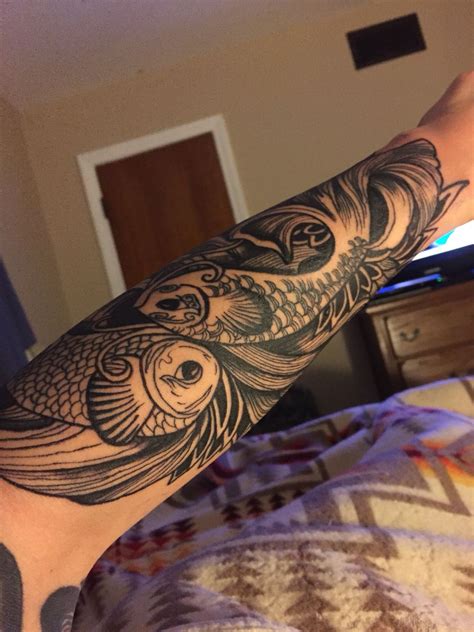 Pisces, the sign represented by fish and a symbol like an h, are considered to be anything but fishy, and are really headstrong and loyal. Pisces | Pisces tattoo designs