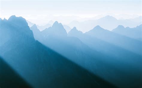 Download 1680x1050 Wallpaper Nature Foggy Horizon Mountain Range