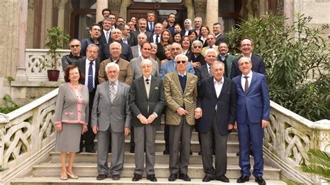 22 lisans, 20 ön lisans ve 7 lisans tamamlama programı bulunmaktadır. İstanbul Üniversitesi | Hukuk Fakültesi